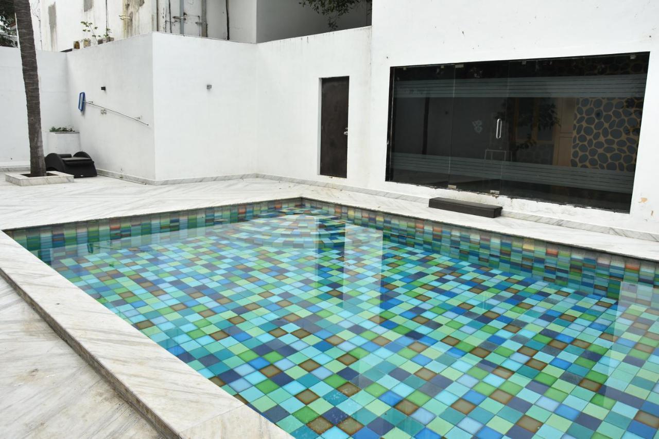 Poppys Vista Hotel Thirumurugan Poondi Екстериор снимка